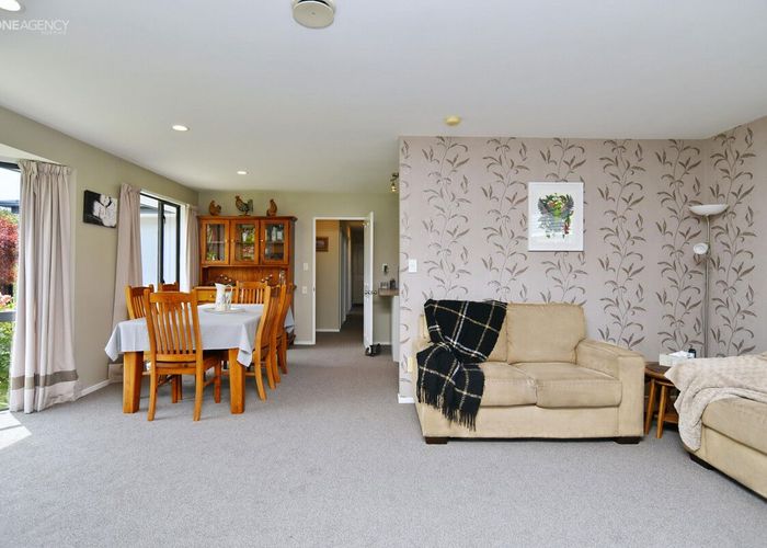  at 10A Wendy Place, Heathcote Valley, Christchurch