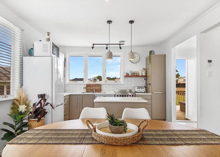  at 20 Ogle Crescent, Kamo, Whangarei