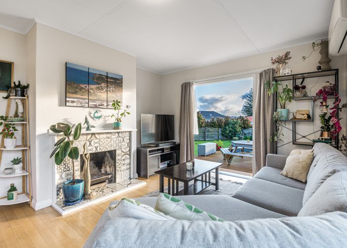  at 23 Coates Crescent, Panmure, Auckland