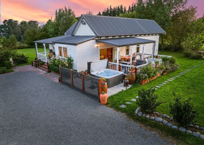  at 246 Summerhill Road, Cust, Waimakariri, Canterbury