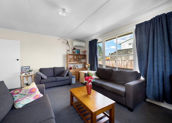  at 102 Bader Street, Bader, Hamilton