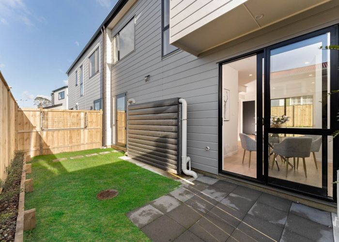  at 96C Seymour Road, Sunnyvale, Auckland