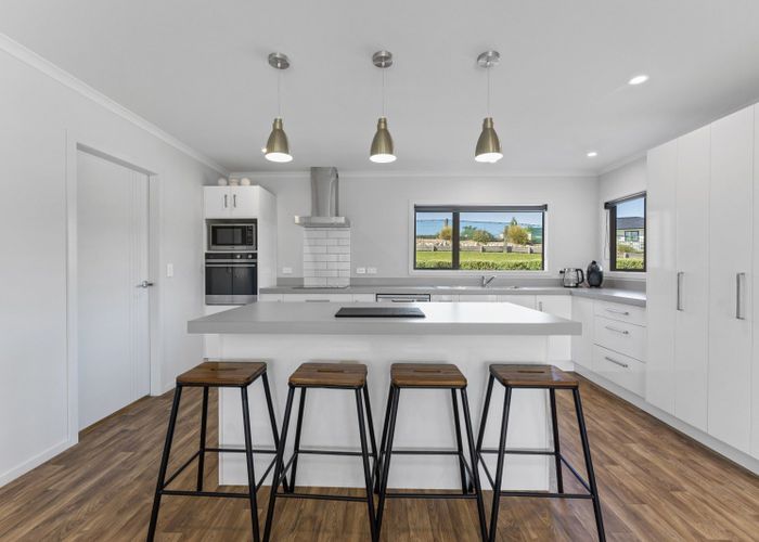  at 1 Corbin Court, Levin