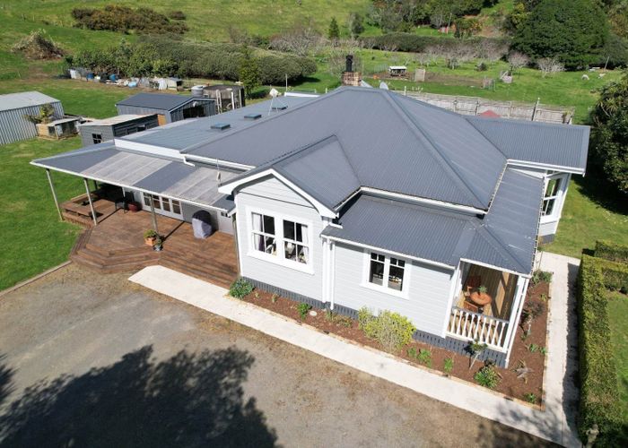  at 385 Taurangaruru Road, Karioitahi, Waiuku