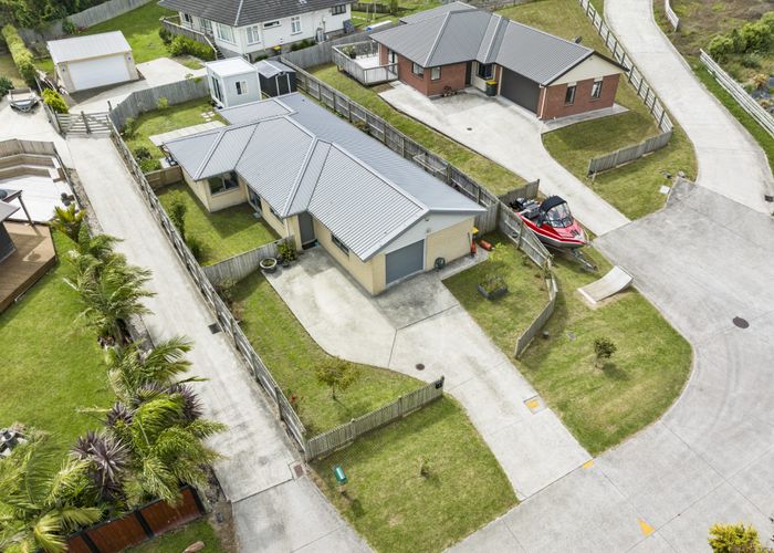  at 5 Trosk Place, Waiuku