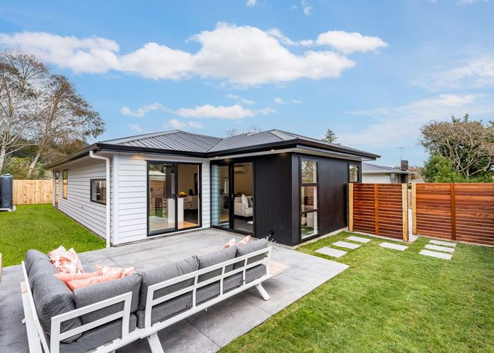  at 2/29 Moeraki Road, Maoribank, Upper Hutt, Wellington