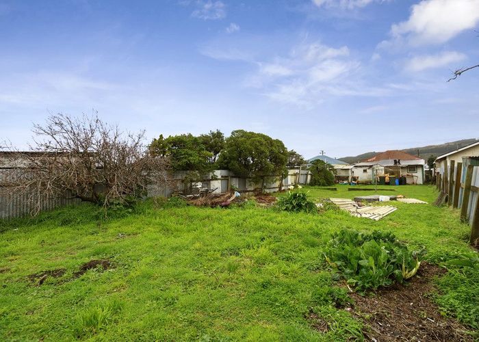  at 12 Bolton Street, Petone, Lower Hutt