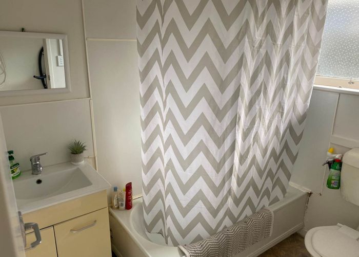  at 2/9 Hauiti Road, Otahuhu, Auckland City, Auckland