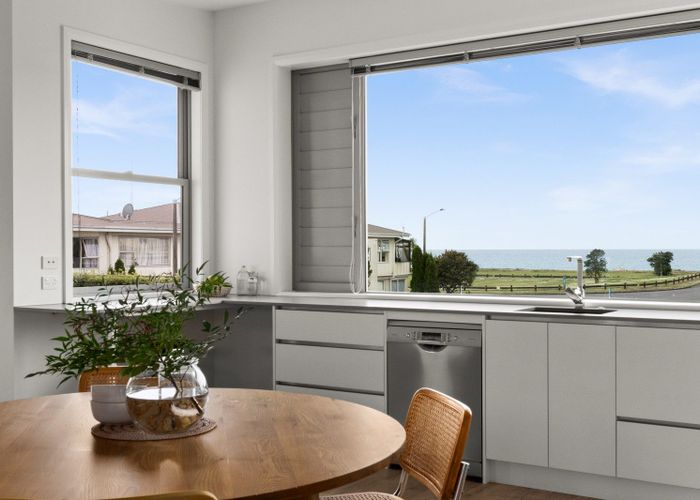  at 190D Charles Street, Westshore, Napier, Hawke's Bay