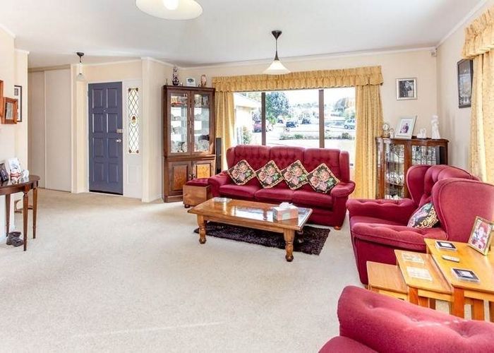  at 23 Lanier Place, Glendene, Waitakere City, Auckland
