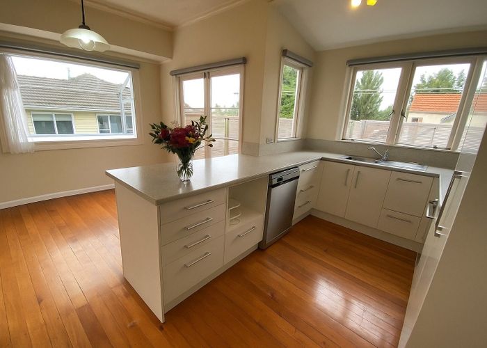  at 72 Nile Road, Milford, North Shore City, Auckland
