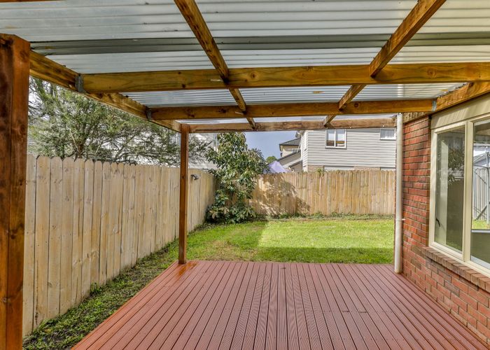  at 25 Brashier Circle, Sunnyvale, Waitakere City, Auckland