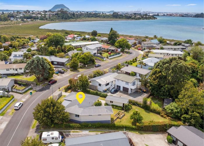  at 129 Kingswood Road, Brookfield, Tauranga, Bay Of Plenty