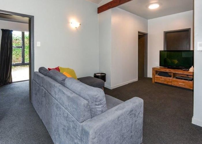  at 2/527 Cashel Street, Linwood, Christchurch City, Canterbury