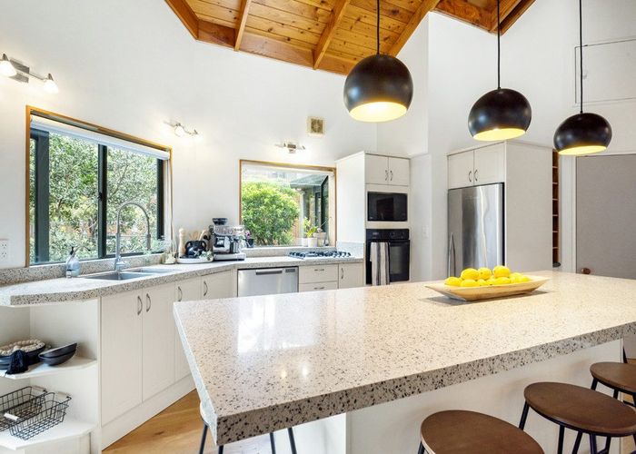  at 24A Seaview Avenue, Northcote Point, North Shore City, Auckland