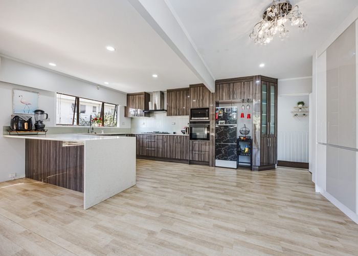  at 14 Angelo Avenue, Howick, Manukau City, Auckland