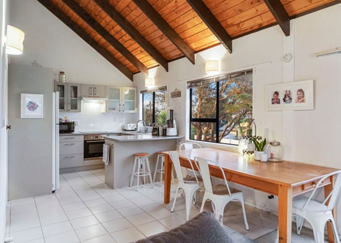  at 1/42 Shackleton Road, Mount Eden, Auckland