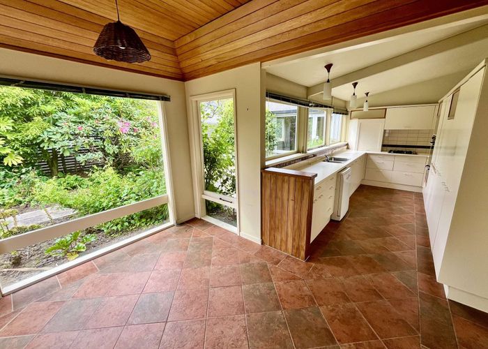  at 9A Desmond Street, Merivale, Christchurch City, Canterbury