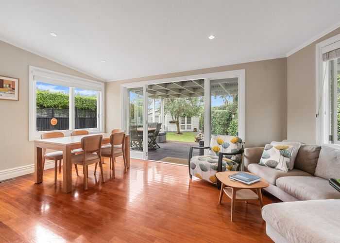  at 2 Ewen Alison Avenue, Devonport, Auckland