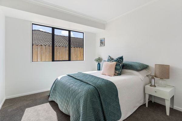  at 8 Corrofin Drive, Dannemora, Manukau City, Auckland