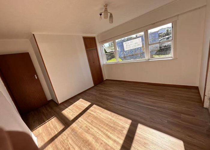  at 1/187 Te Atatu Rd, Te Atatu South, Waitakere City, Auckland