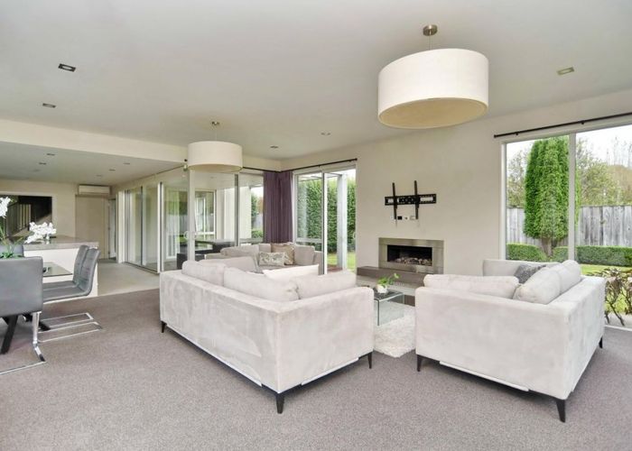  at 61 Glen Oaks Drive, Northwood, Christchurch
