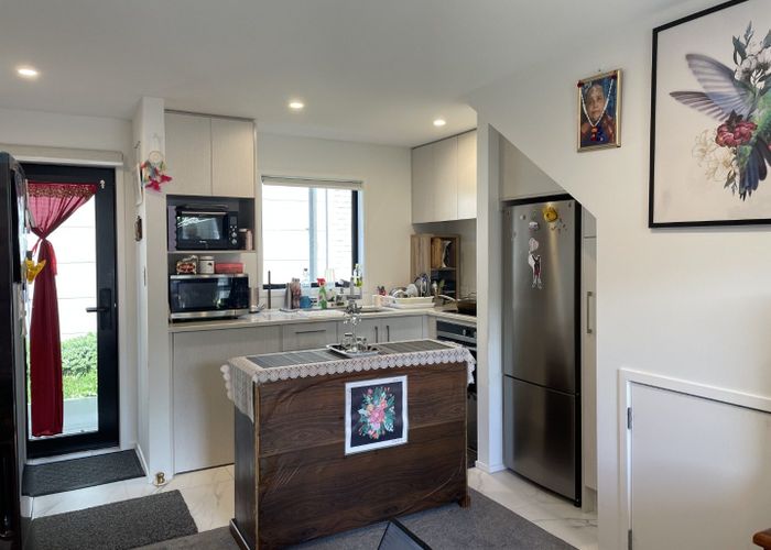  at 10/17 Pearce Crescent, Taita, Lower Hutt, Wellington