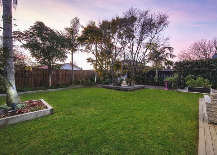  at 14 Celtic Crescent, Ellerslie, Auckland