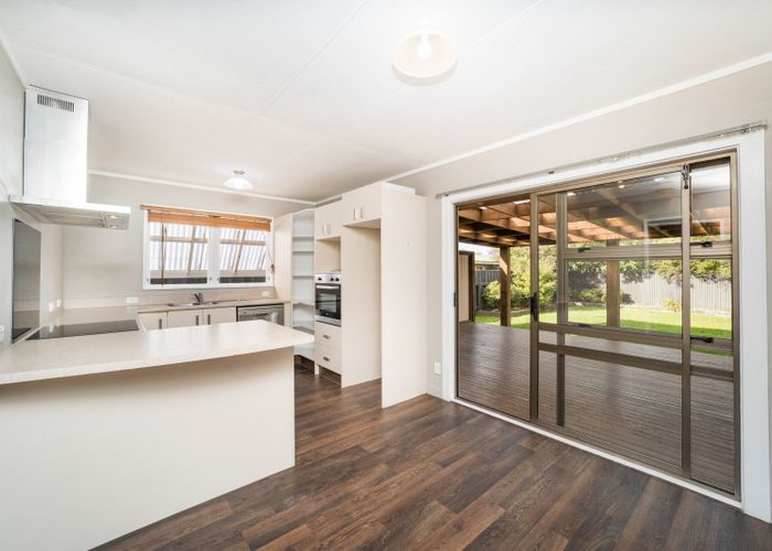  at 20 Rhodes Drive, Kelvin Grove, Palmerston North, Manawatu / Whanganui