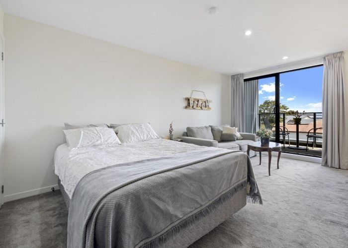  at 209/8 Gray Avenue, Mangere East, Manukau City, Auckland
