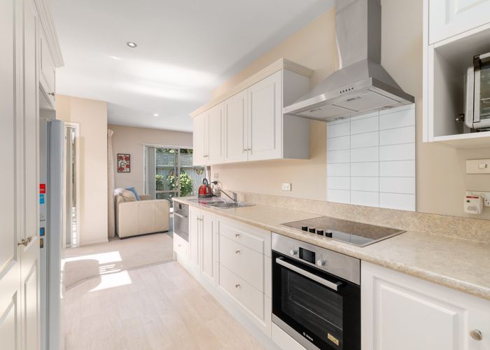  at 4 Streamside Court, Woolston, Christchurch City, Canterbury