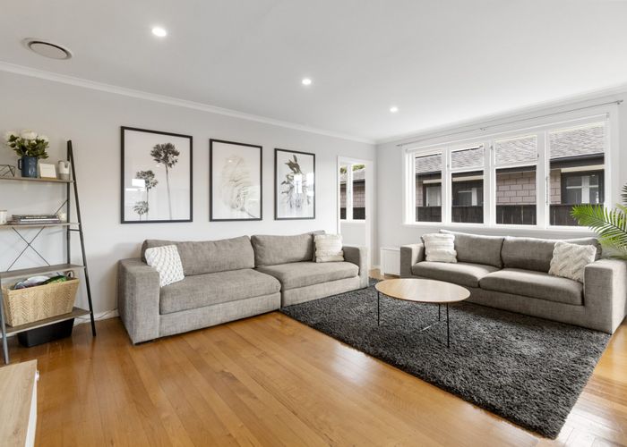  at 37 Armein Road, Panmure, Auckland