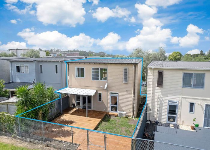  at 8 Albionvale Road, Glen Eden, Auckland