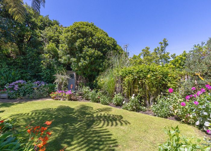  at 21 Gordon Road, Plimmerton, Porirua, Wellington