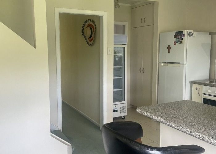  at 5 Mirovale Pl, Totara Vale, North Shore City, Auckland