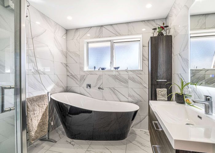  at 15 Downes Avenue, Springvale, Whanganui, Manawatu / Whanganui