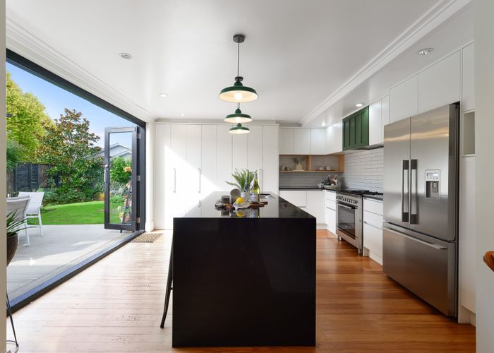  at 20 Myrtle Street, Hamilton East, Hamilton, Waikato