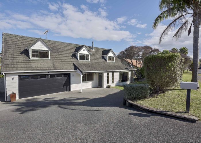  at 16 Donald Street, Stanmore Bay, Whangaparaoa