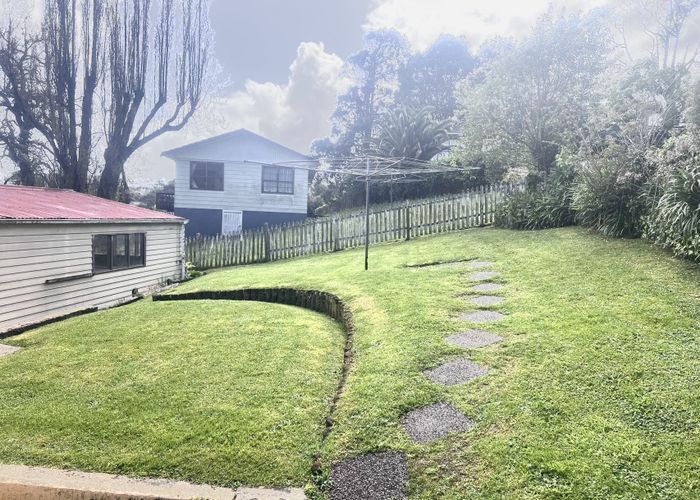  at 59 Powrie Street, Glenfield, Auckland
