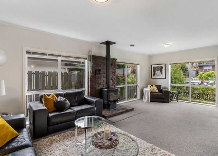  at 9 Culver Terrace, Howick, Manukau City, Auckland