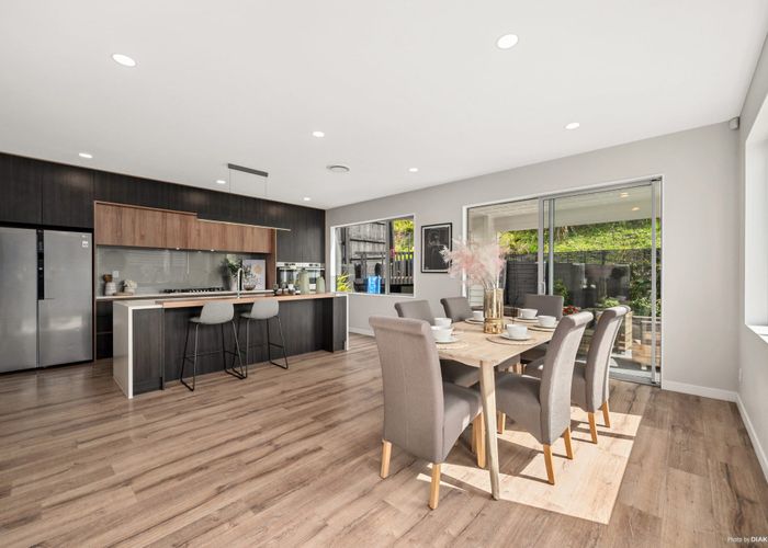  at 143 Colonial Drive, Silverdale, Silverdale