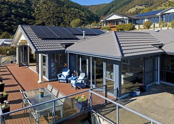  at 18 Springlea Heights, Atawhai, Nelson