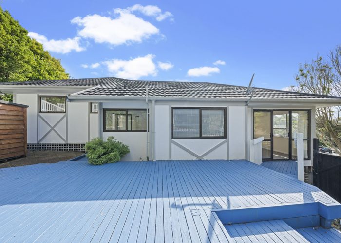  at 1/27 Sovereign Place, Glenfield, North Shore City, Auckland
