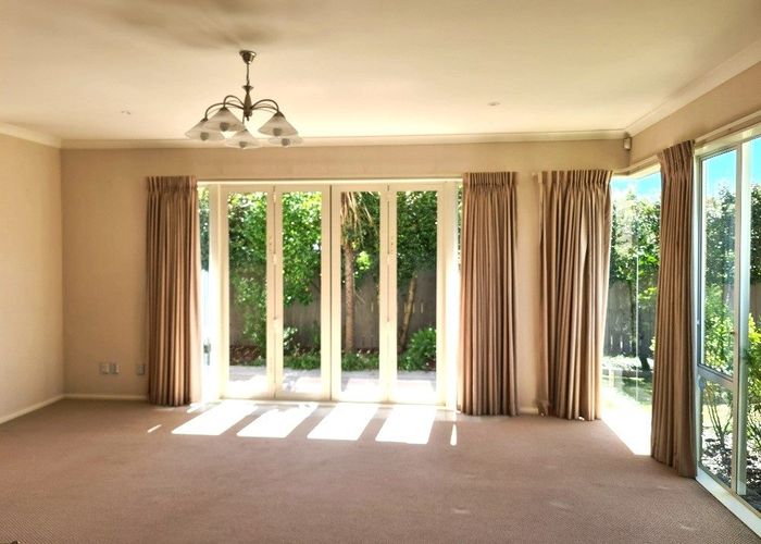  at 21 Dunvegan Rise, East Tamaki Heights, Manukau City, Auckland