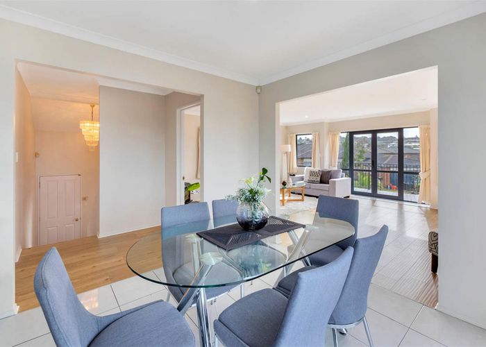  at 10 San Pedro Place, Henderson, Auckland