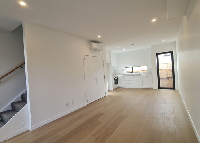  at 12/323 Riverside Drive, Waterloo, Lower Hutt, Wellington