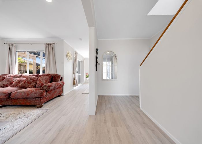  at 2/47 Orangewood Drive, Northpark, Manukau City, Auckland