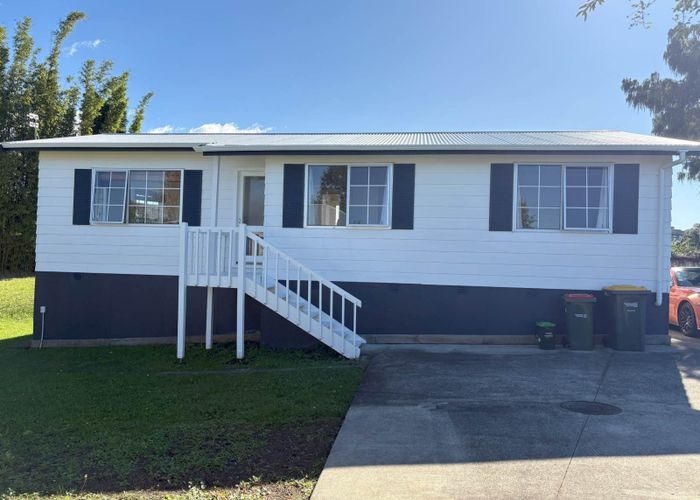  at 3 Hamblyn Place, Ranui, Waitakere City, Auckland