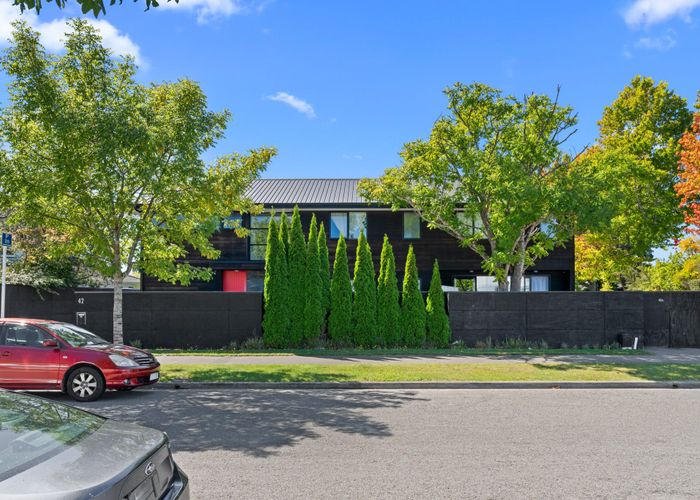  at 42 Newnham Terrace, Ilam, Christchurch City, Canterbury