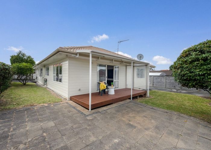  at 1/7 West Fairway, Golflands, Auckland